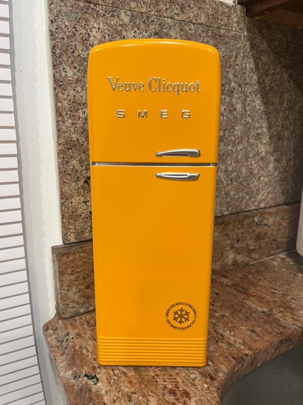 SMEG Veuve Clicquot Champagne bottle holder/chiller